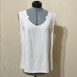 St. John Cream Tank Top‎ Scoop Neck Lightweight
